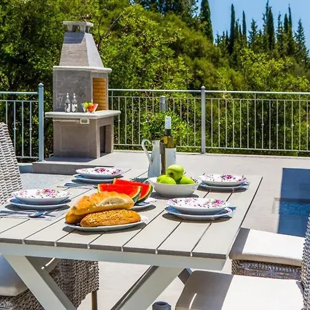 Вилла Sleeps 3 Pool Air Con Wifi Мусата